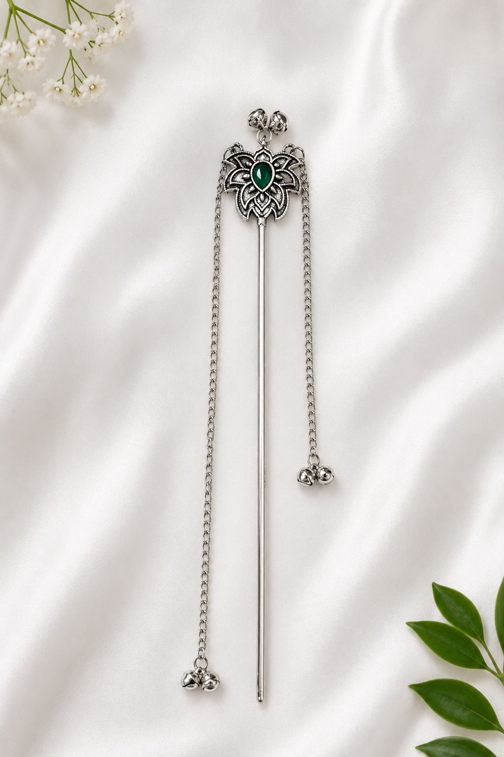 Handmade Oxidised Silver Floral Juda Stick with Green Stone & Long Chain Tasse