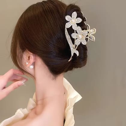 Luxury Crystal Flower Hair Claw